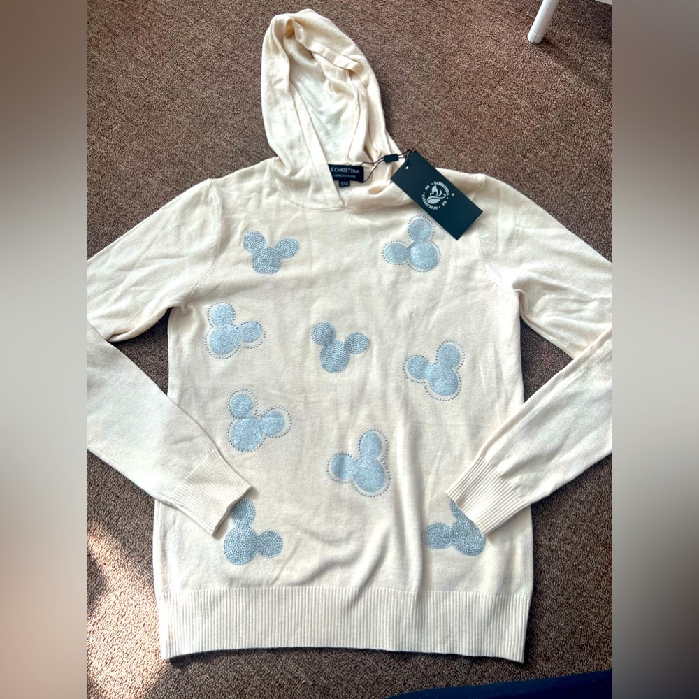 S.Christina Women’s pullover hoodie size s/m NWT